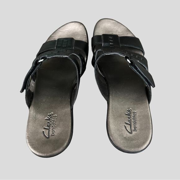 Clarks Bendables Ella Celtic Sandals 8.5 M Black Leather Slides 60481 Comfort - Picture 3 of 12